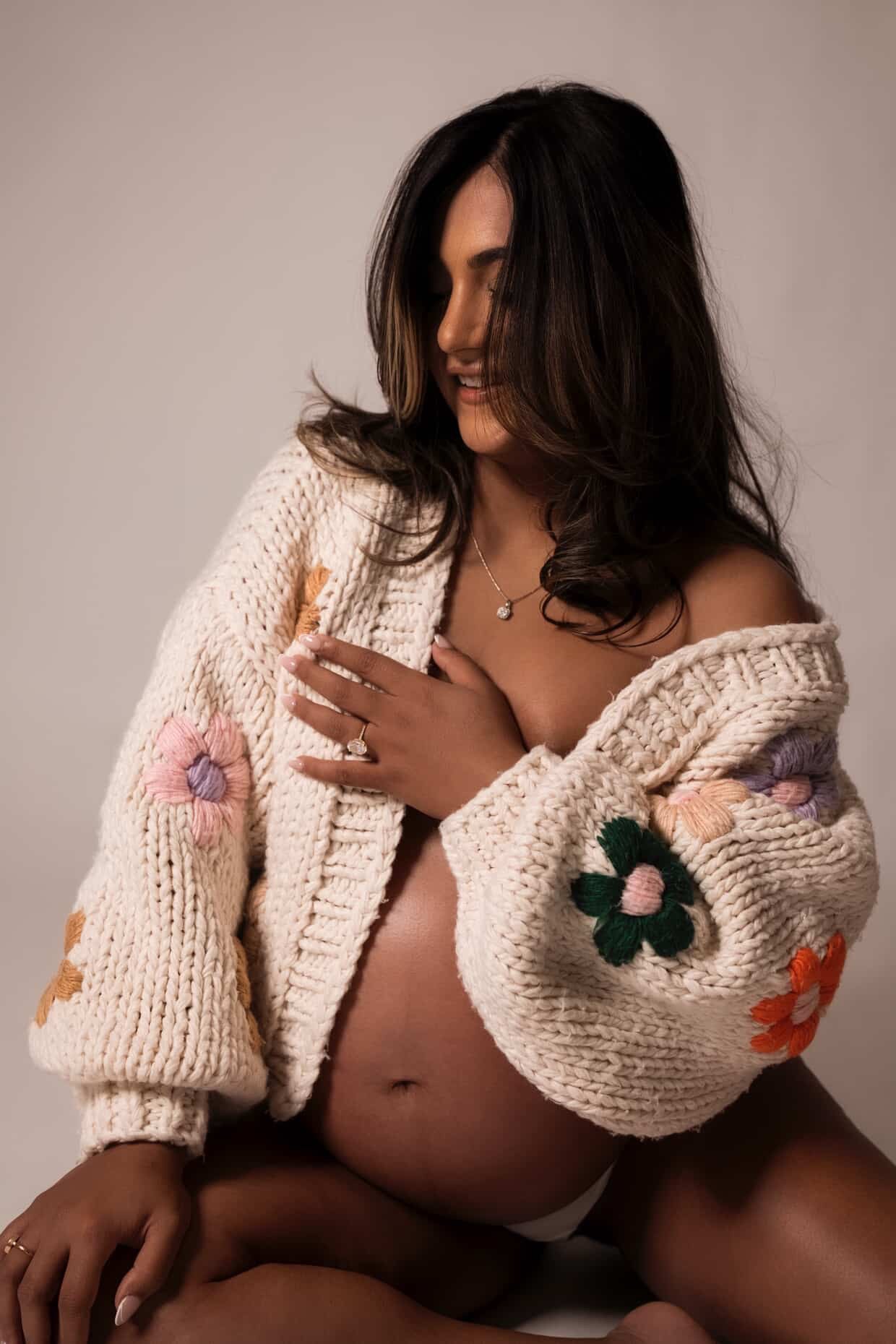 Daisy - Knit Floral Cardigan