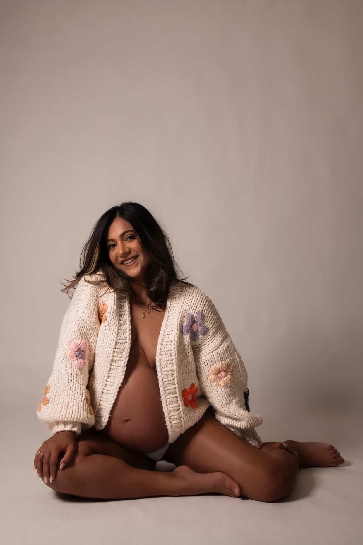 Daisy - Knit Floral Cardigan